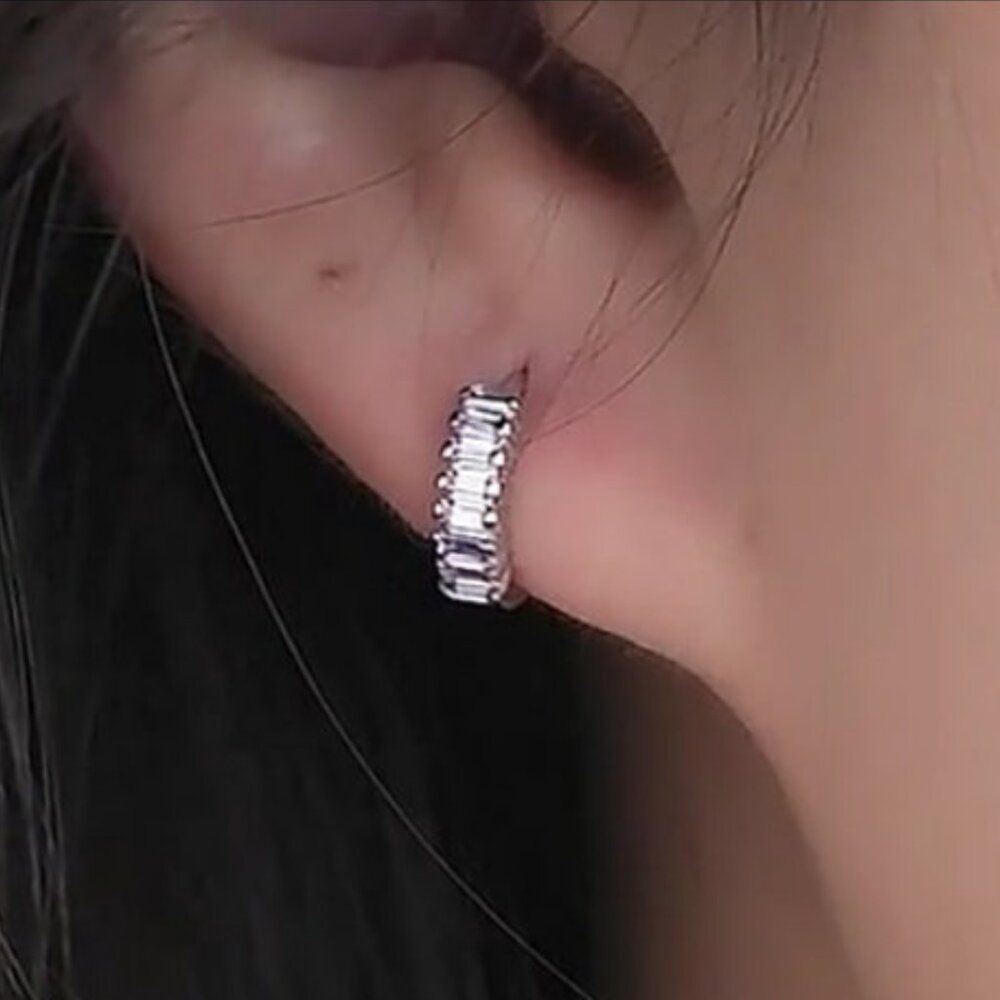 Dainty Baguette Zircon Gold Huggie Earrings. 925 Sterling Silver. #1086